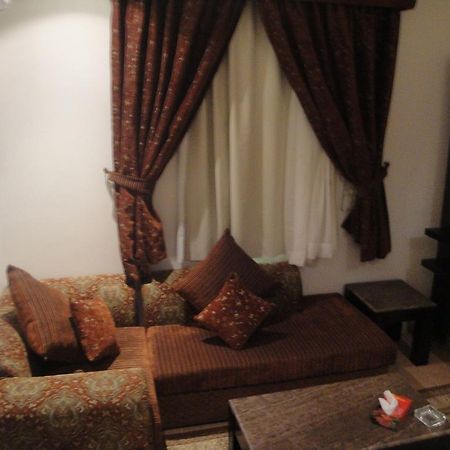 Jenan Al Malaz Hotel Apartments Rijád Pokoj fotografie
